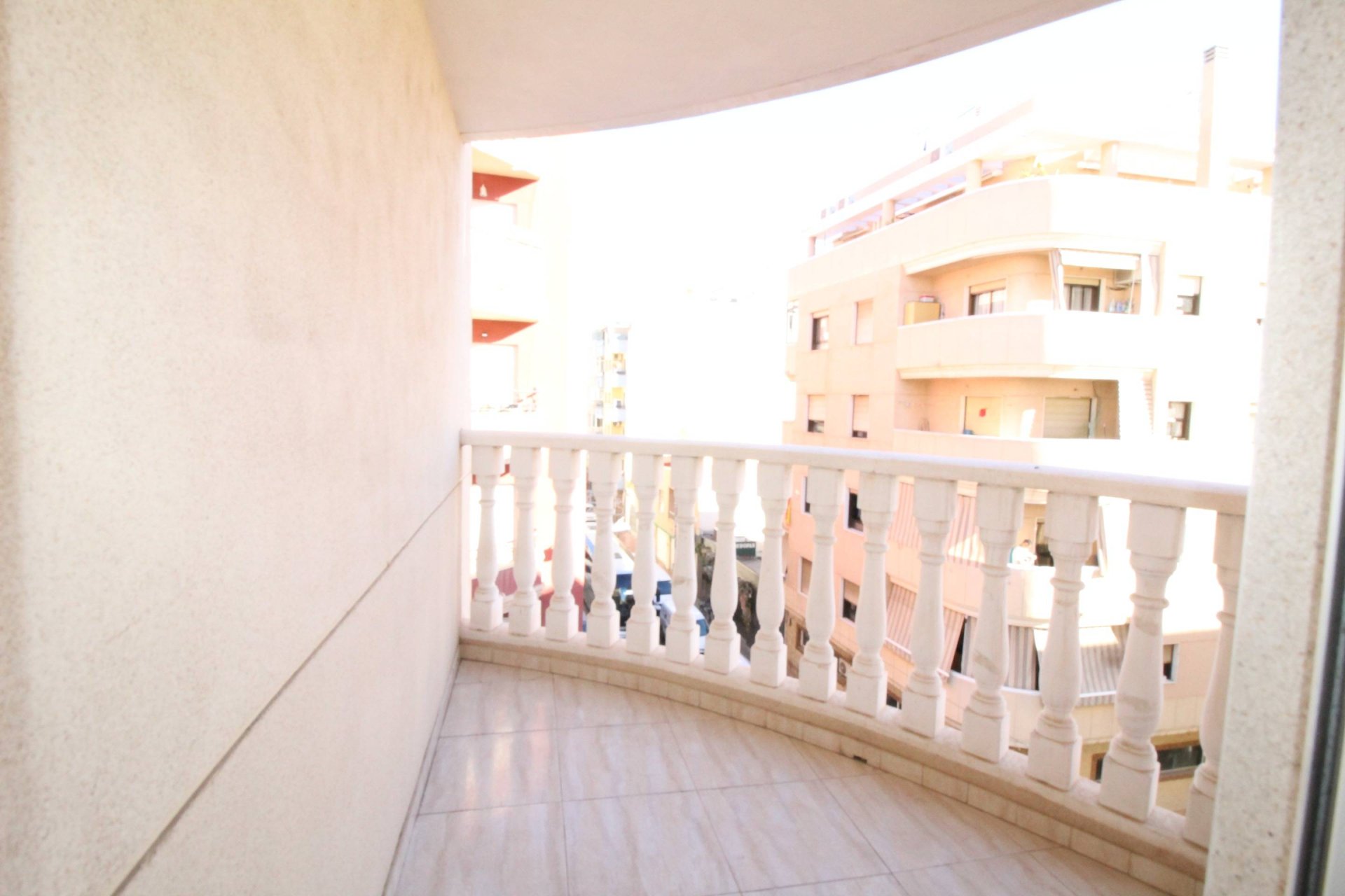 Revente - Appartement -
Torrevieja - Centro