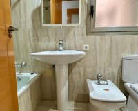 Revente - Appartement -
Torrevieja - Centro