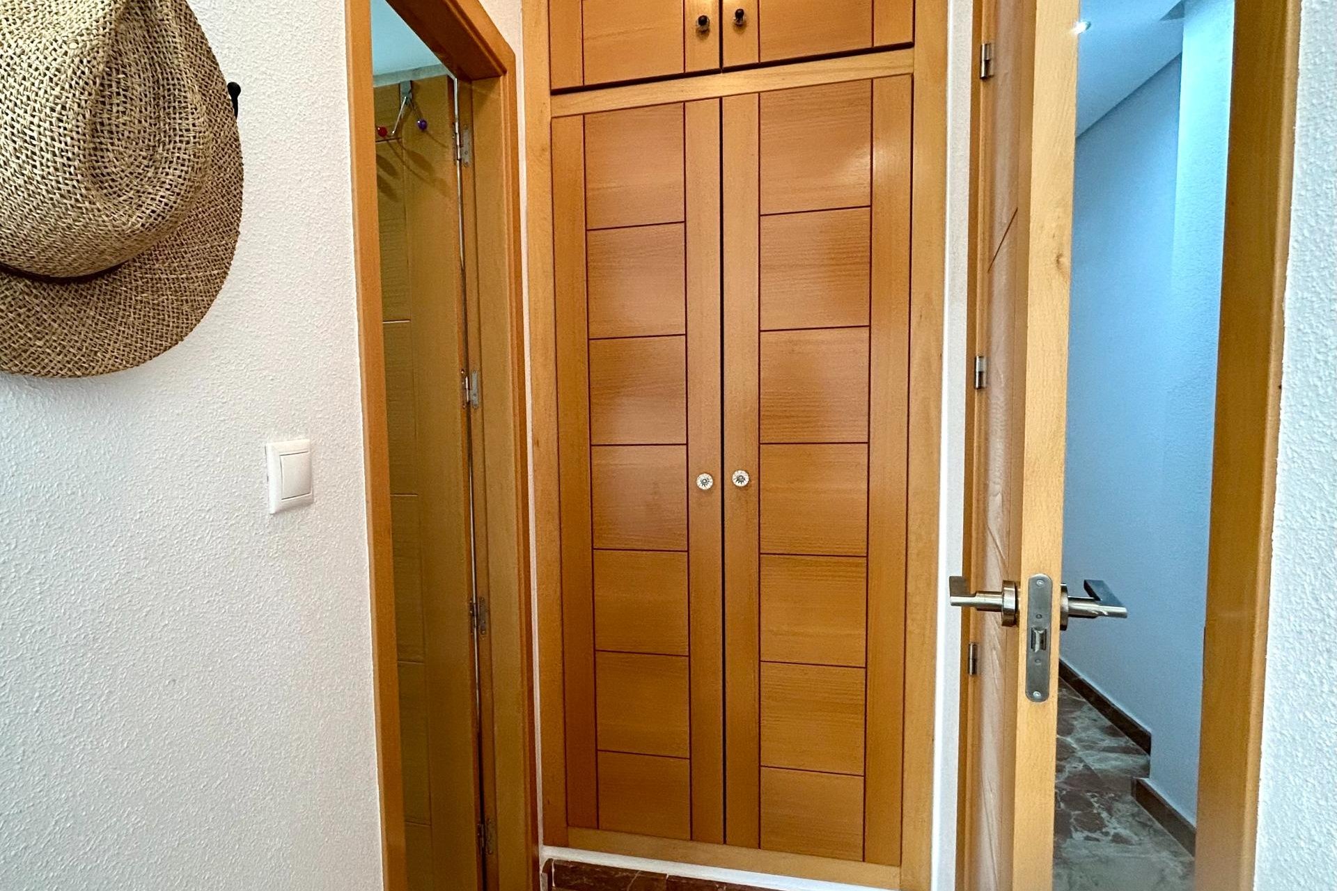 Revente - Appartement -
Torrevieja - Centro