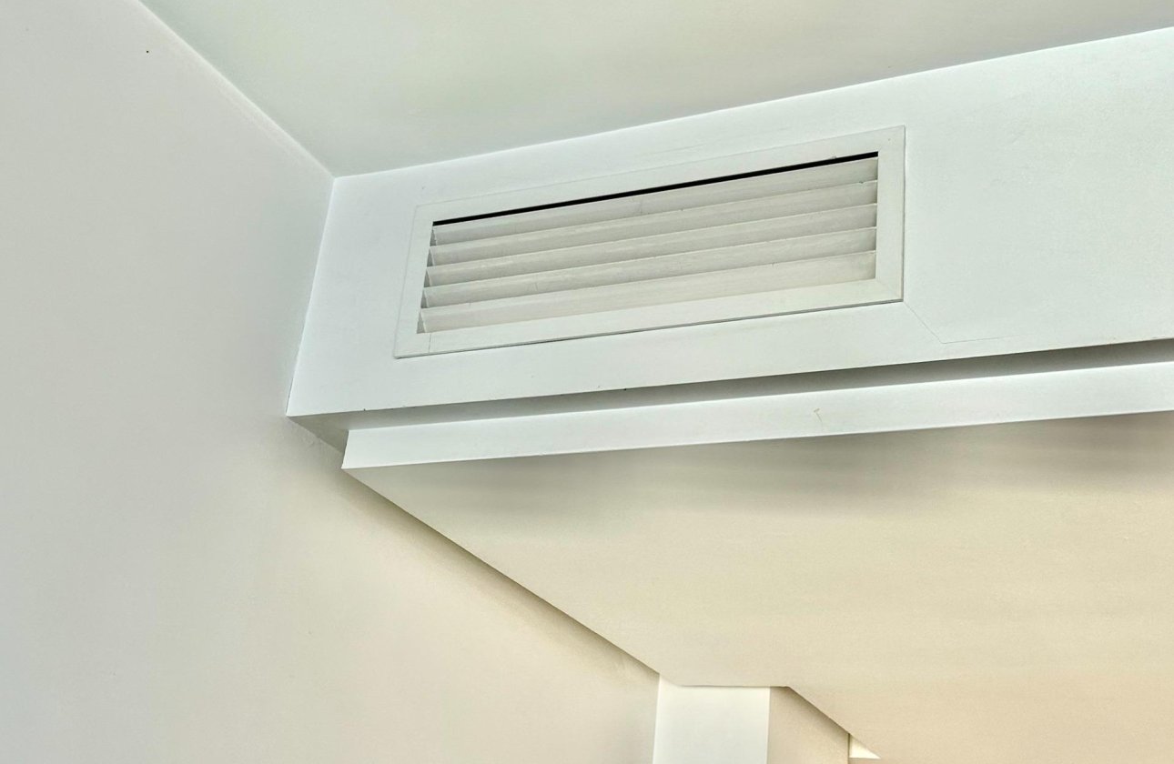 Revente - Appartement -
Torrevieja - Centro