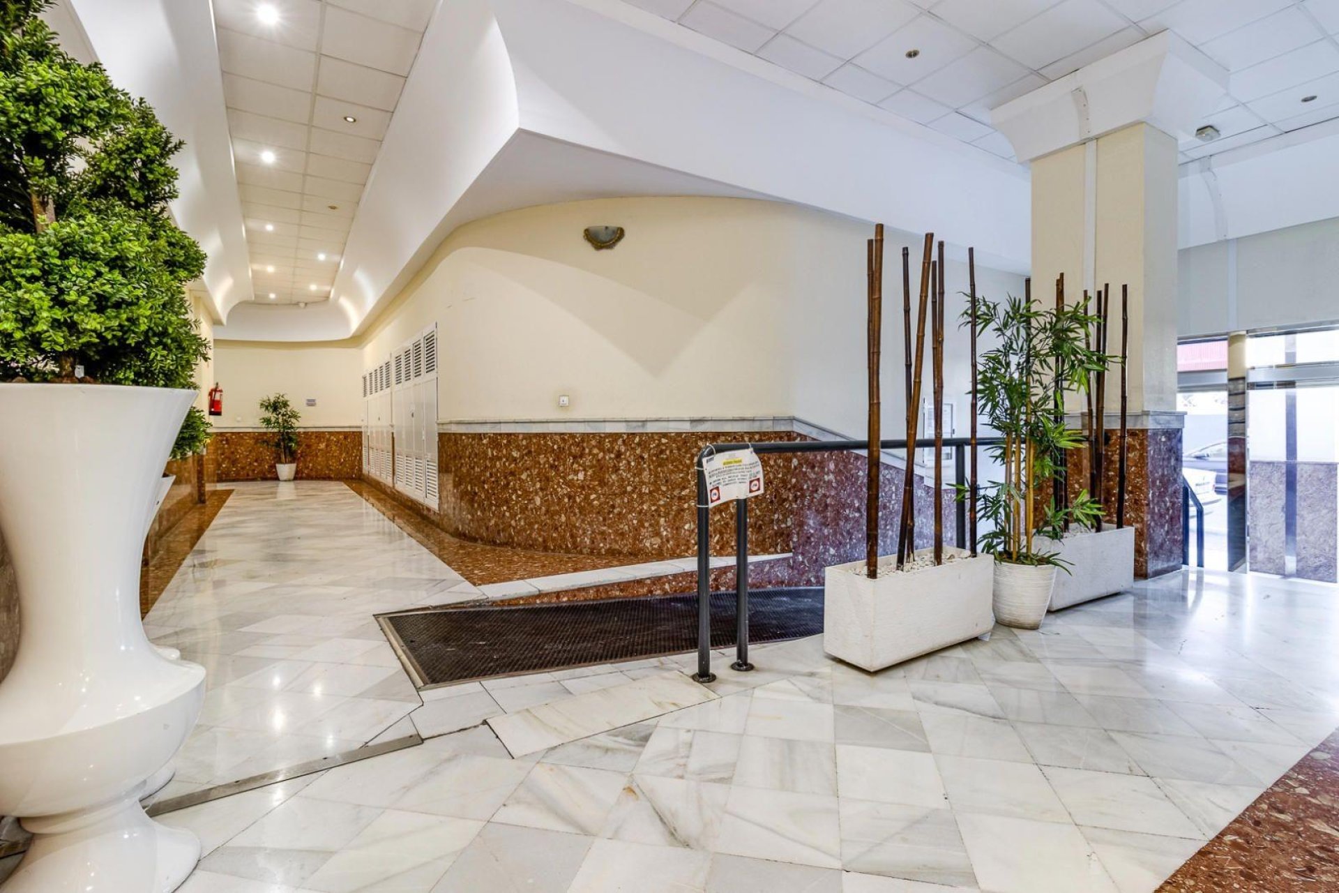 Revente - Appartement -
Torrevieja - Centro