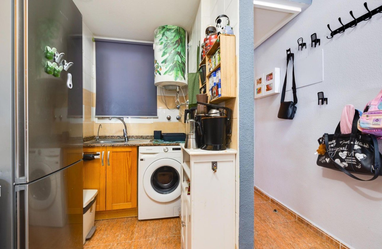 Revente - Appartement -
Torrevieja - Centro