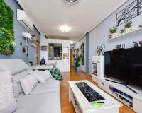 Revente - Appartement -
Torrevieja - Centro