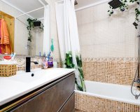 Revente - Appartement -
Torrevieja - Centro