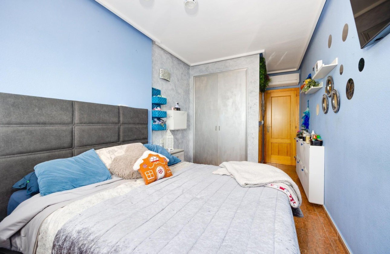 Revente - Appartement -
Torrevieja - Centro