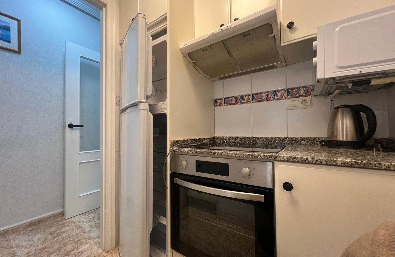 Revente - Appartement -
Torrevieja - Centro