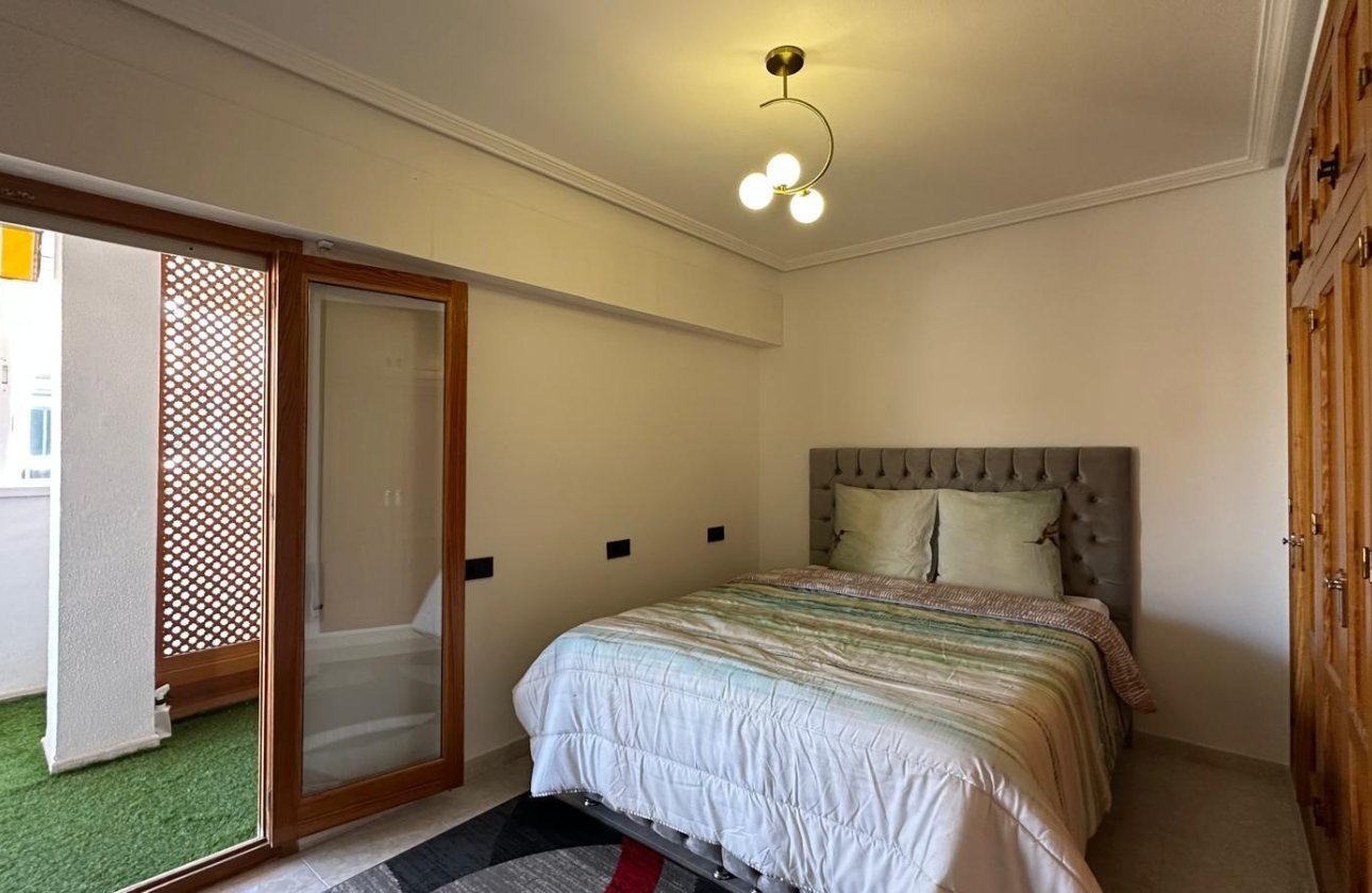 Revente - Appartement -
Torrevieja - Centro