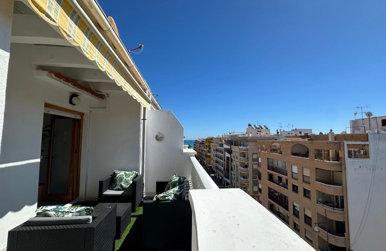 Revente - Appartement -
Torrevieja - Centro