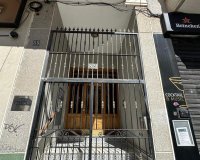 Revente - Appartement -
Torrevieja - Centro