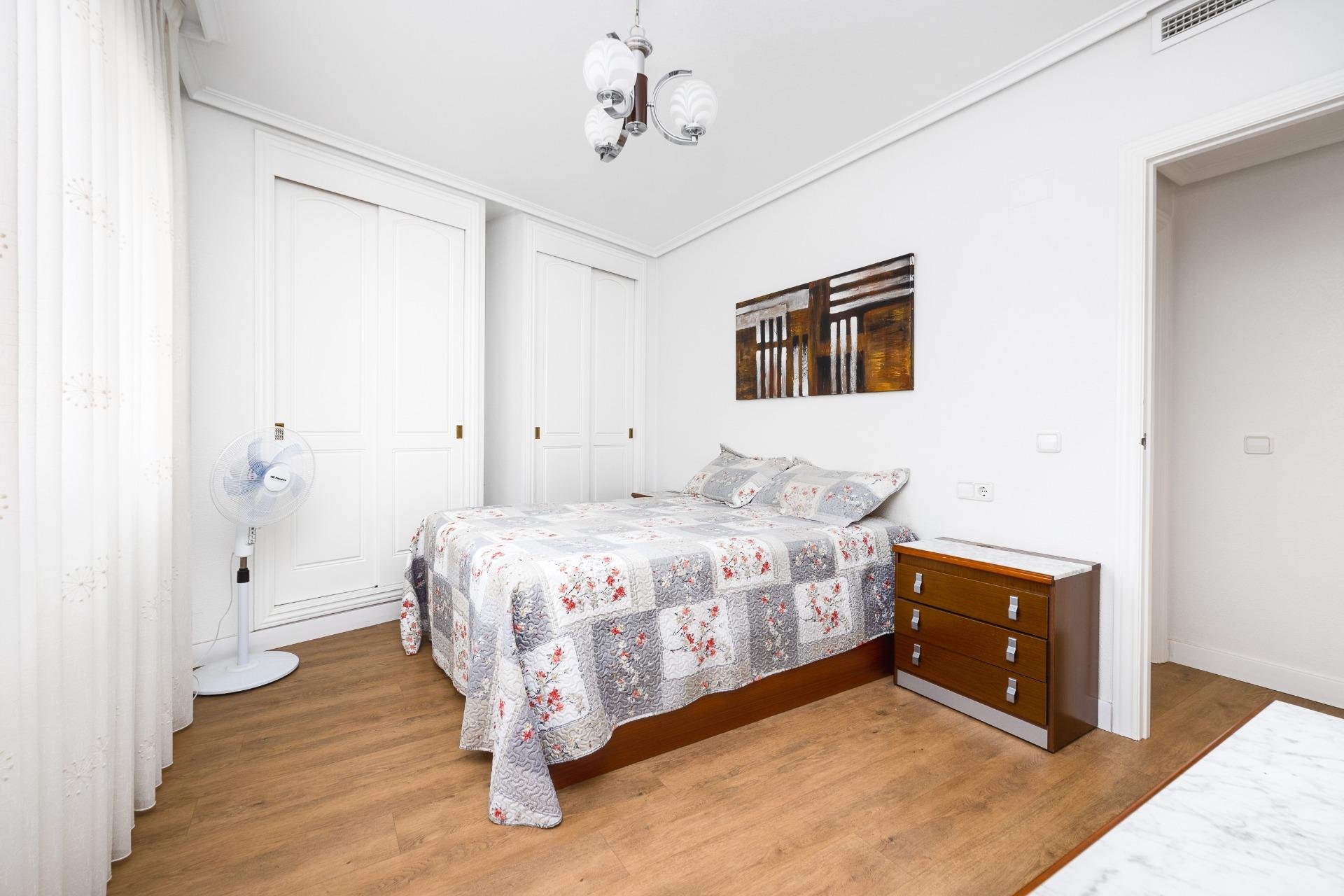 Revente - Appartement -
Torrevieja - Centro