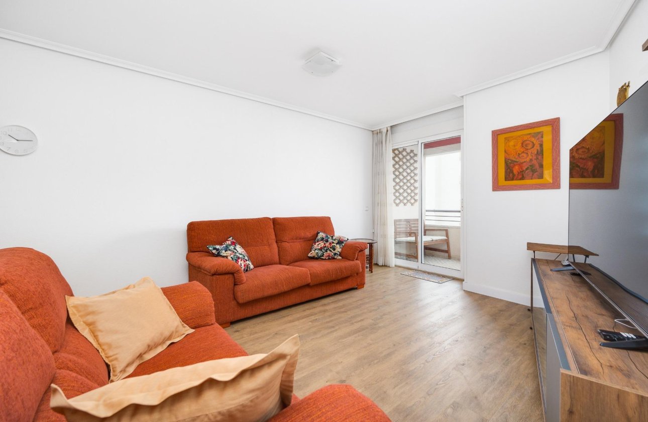 Revente - Appartement -
Torrevieja - Centro