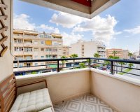Revente - Appartement -
Torrevieja - Centro