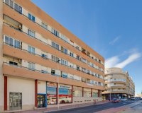 Revente - Appartement -
Torrevieja - Centro