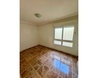 Revente - Appartement -
Torrevieja - Centro
