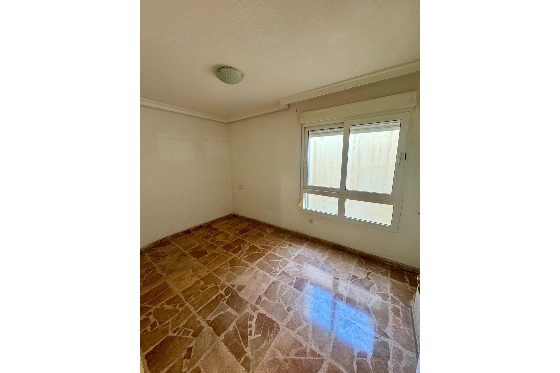 Revente - Appartement -
Torrevieja - Centro