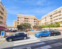 Revente - Appartement -
Torrevieja - Centro