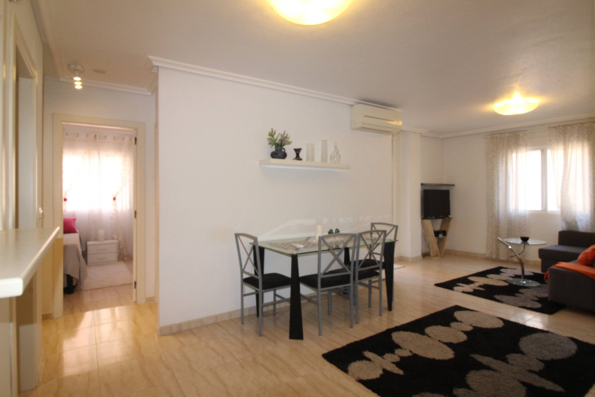 Revente - Appartement -
Torrevieja - Centro