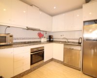 Revente - Appartement -
Torrevieja - Centro