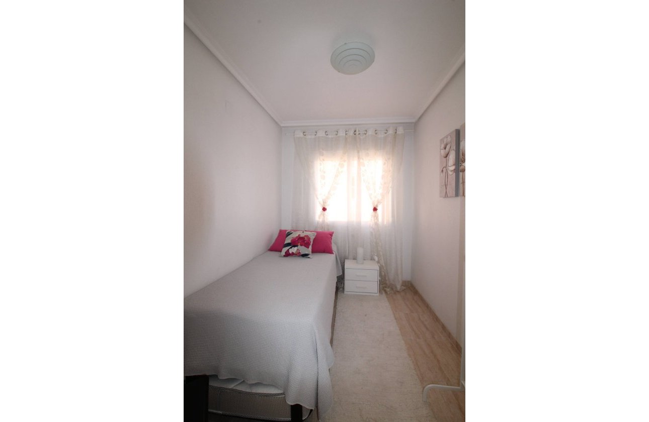 Revente - Appartement -
Torrevieja - Centro