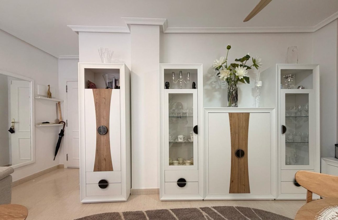 Revente - Appartement -
Torrevieja - Centro