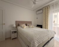 Revente - Appartement -
Torrevieja - Centro