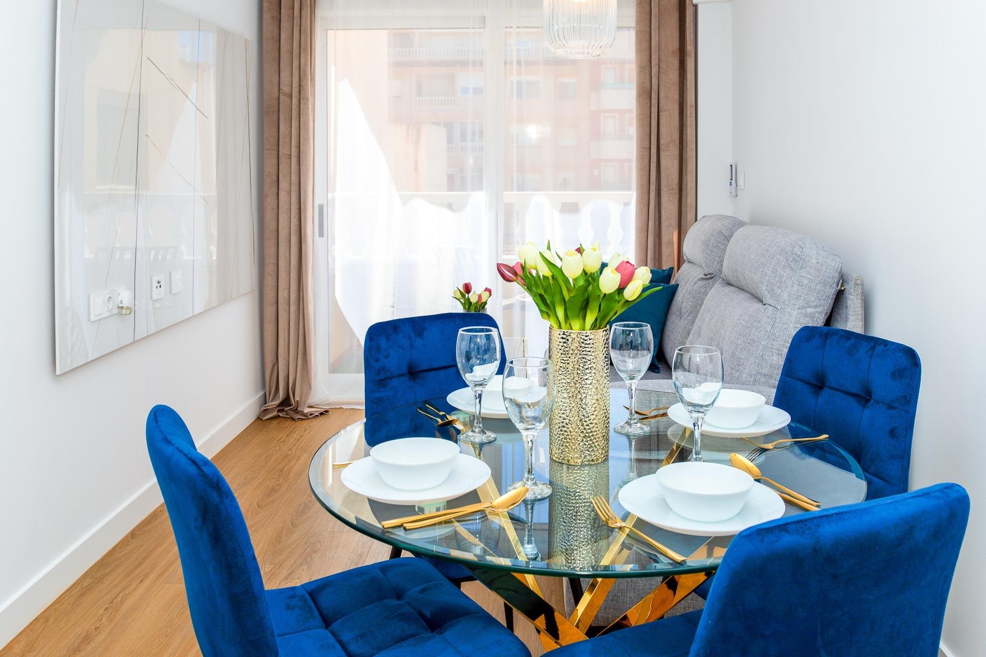 Revente - Appartement -
Torrevieja - Centro