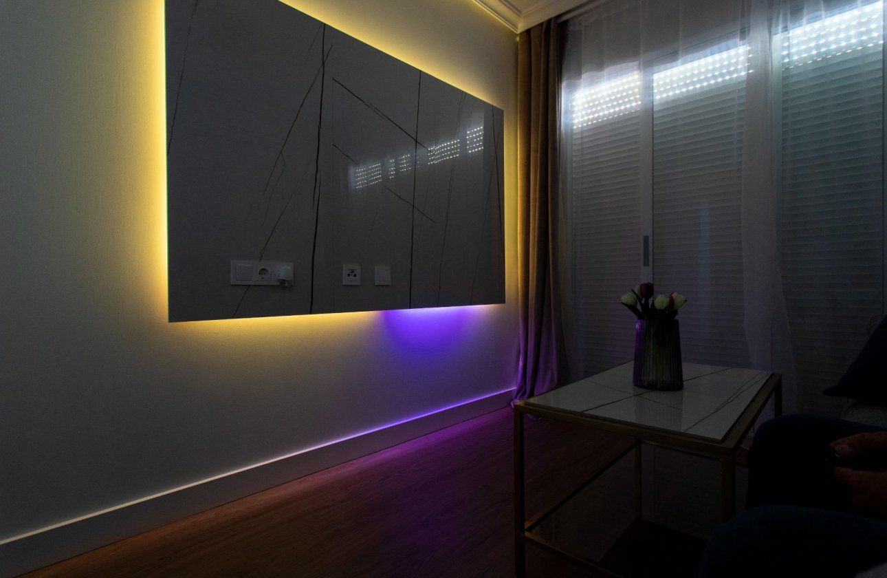 Revente - Appartement -
Torrevieja - Centro