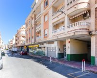 Revente - Appartement -
Torrevieja - Centro
