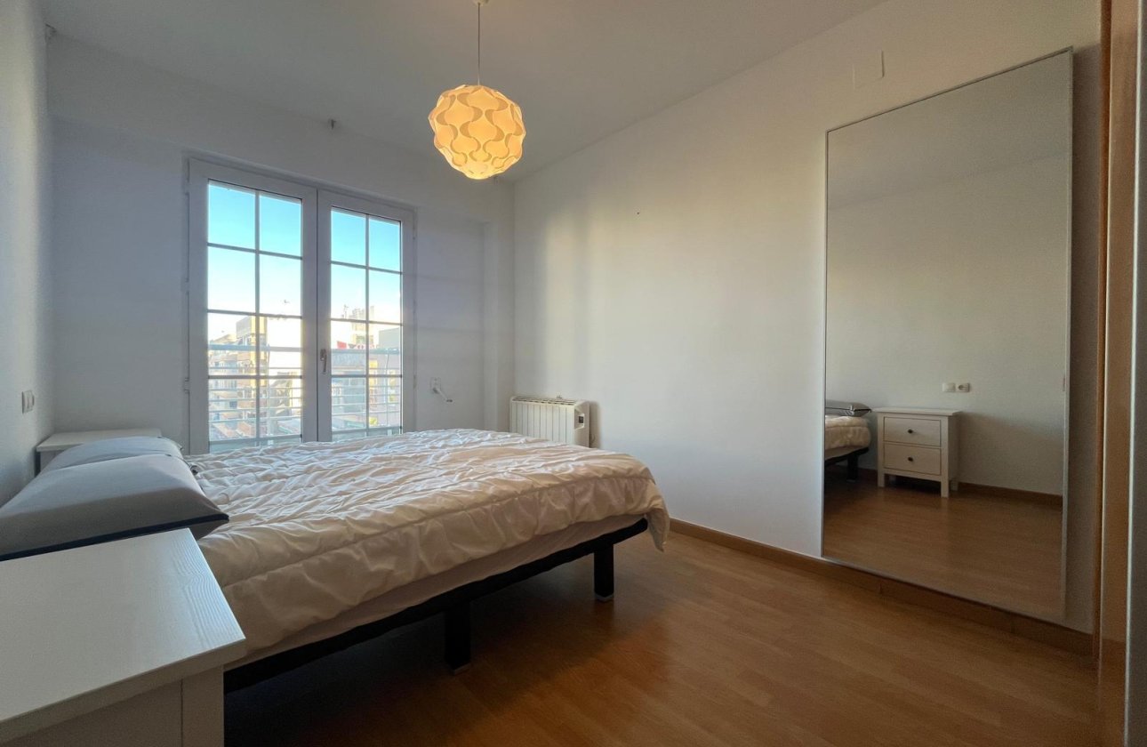 Revente - Appartement -
Torrevieja - Centro