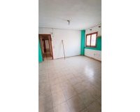 Revente - Appartement -
Torrevieja - Centro