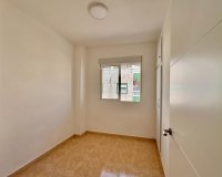 Revente - Appartement -
Torrevieja - Centro