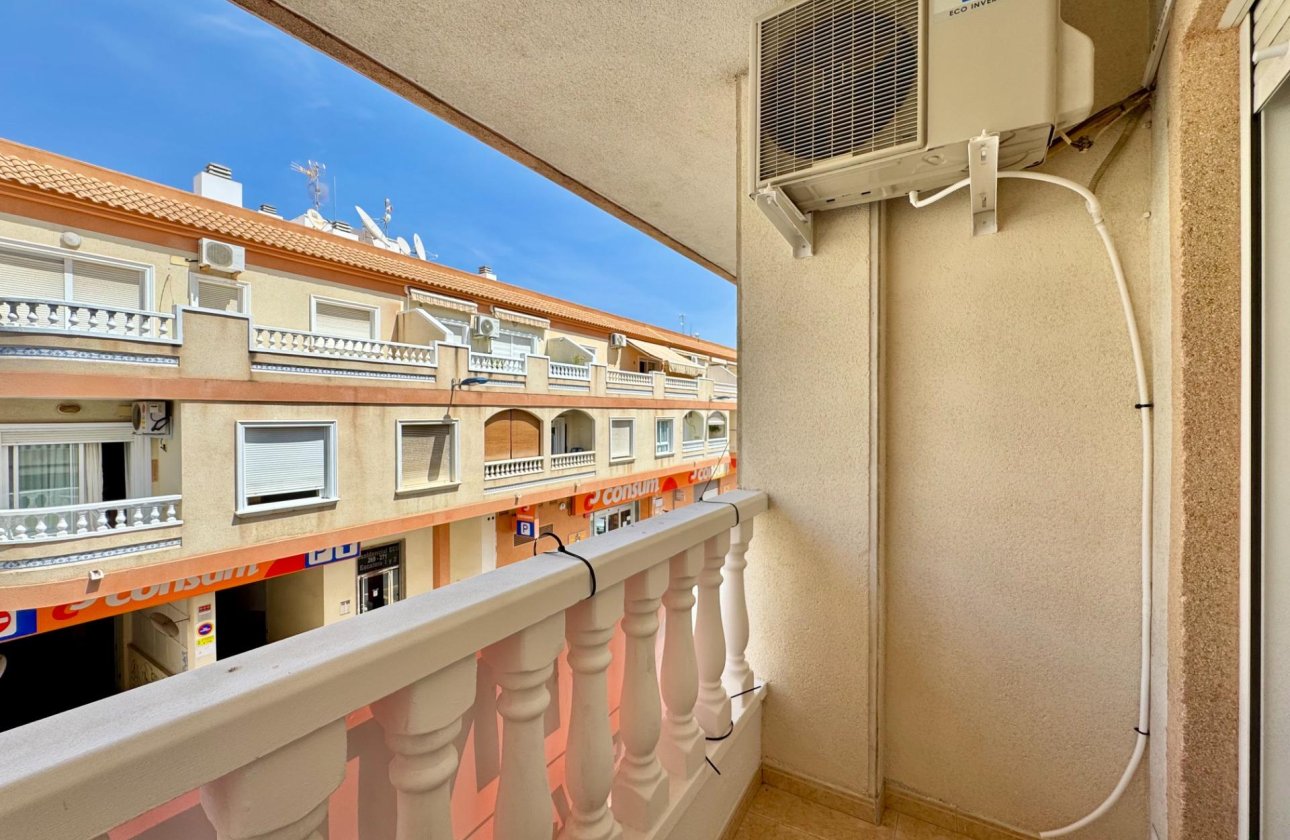 Revente - Appartement -
Torrevieja - Centro