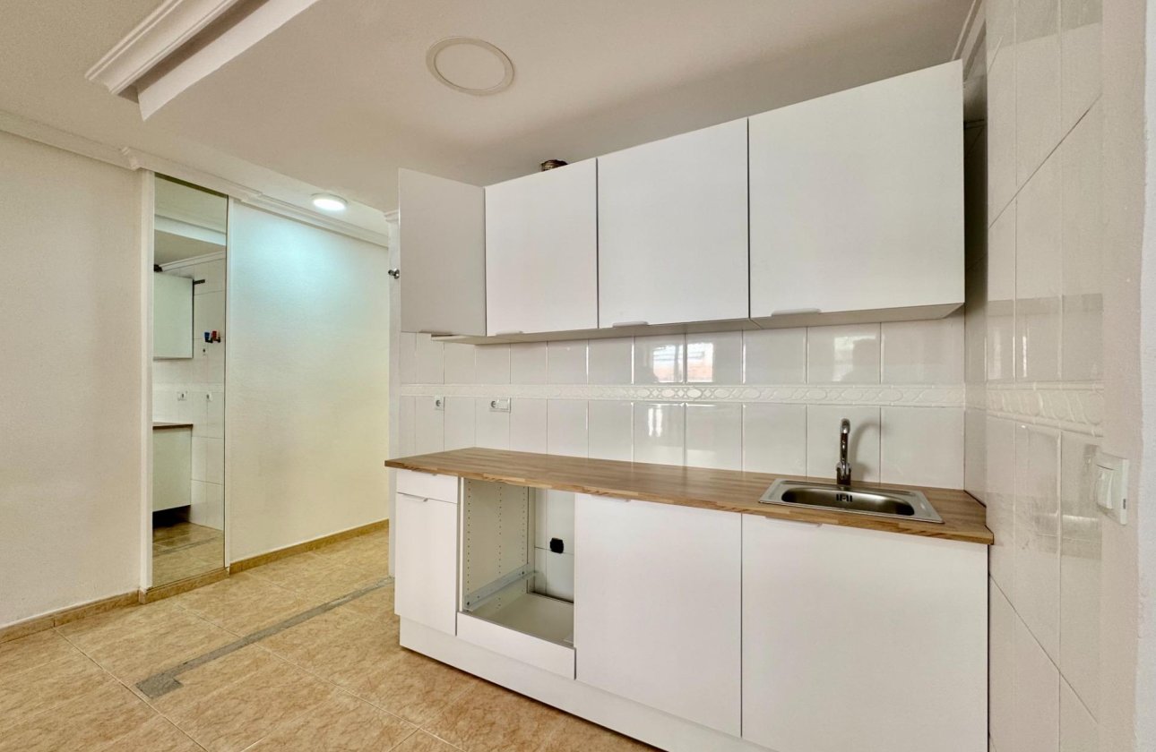 Revente - Appartement -
Torrevieja - Centro