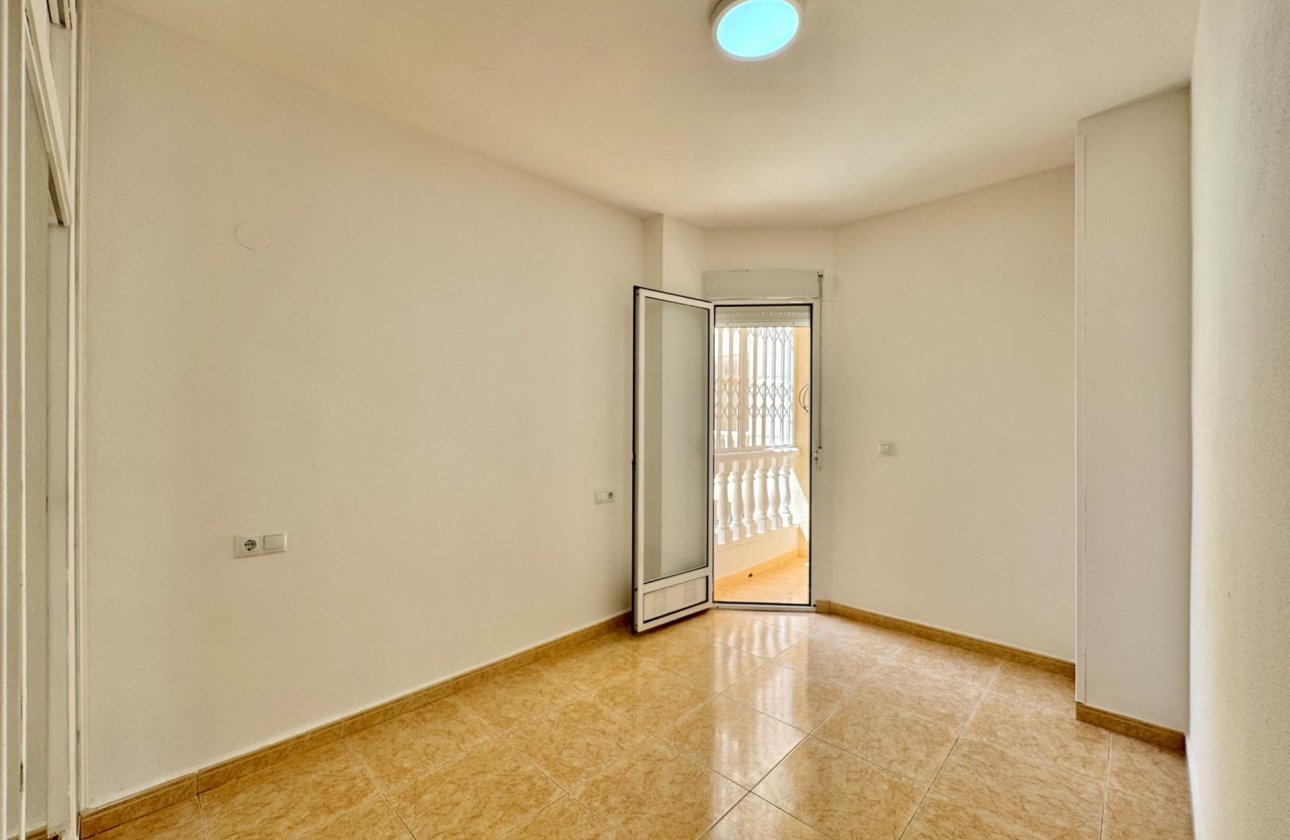 Revente - Appartement -
Torrevieja - Centro