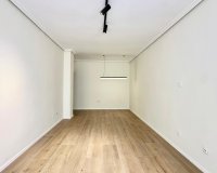 Revente - Appartement -
Torrevieja - Centro