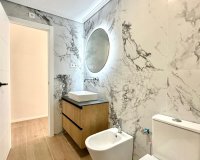 Revente - Appartement -
Torrevieja - Centro