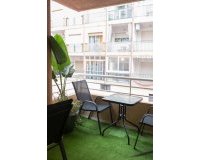 Revente - Appartement -
Torrevieja - Centro