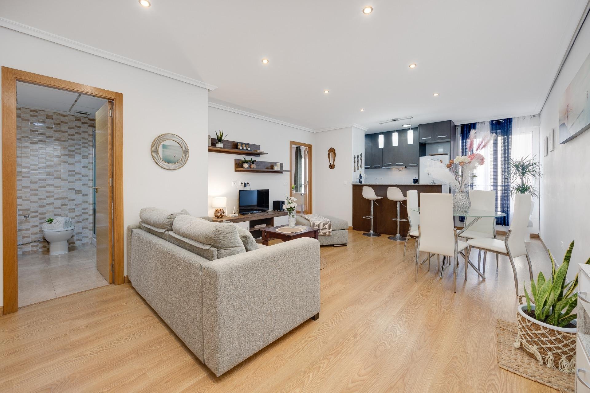 Revente - Appartement -
Torrevieja - Centro