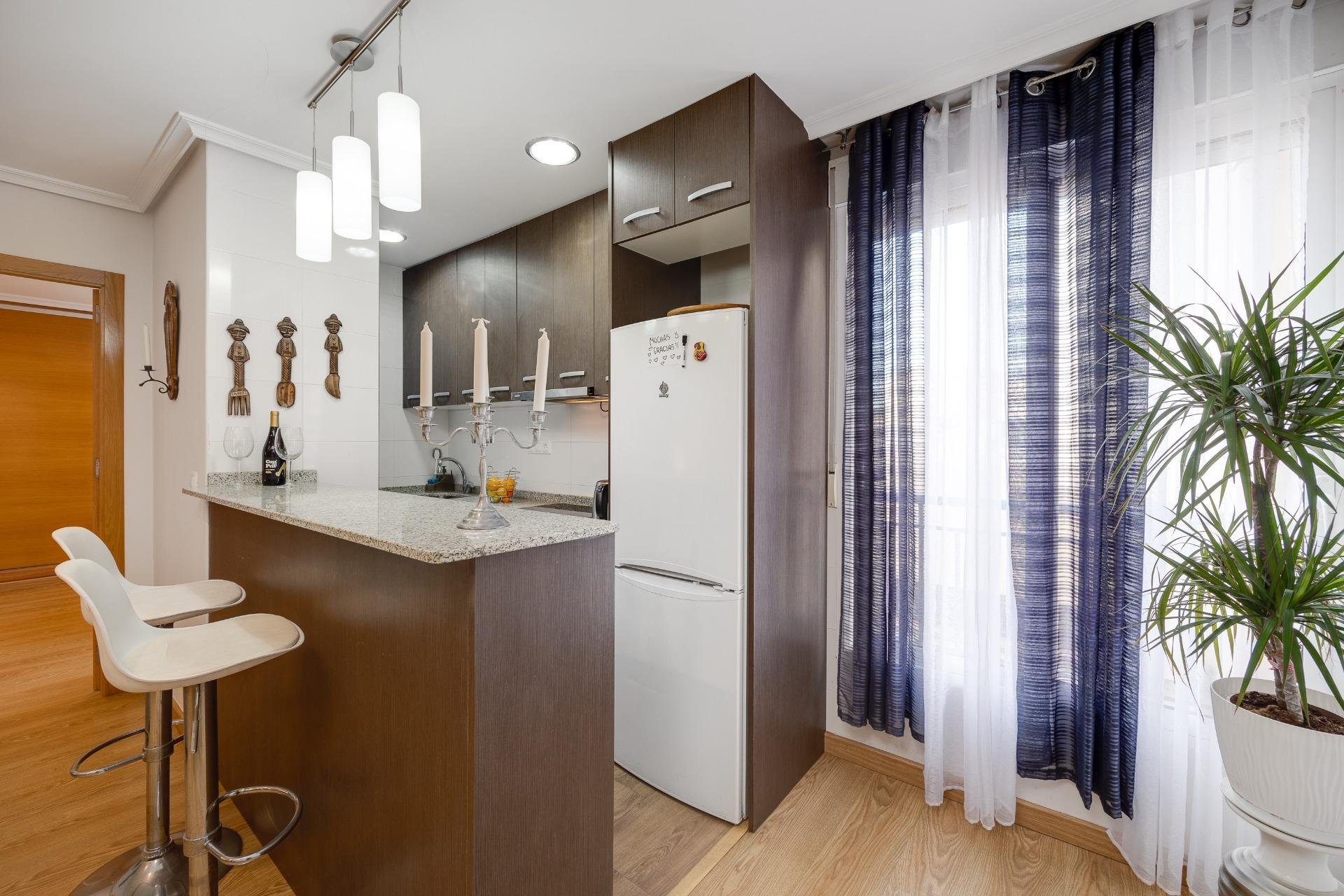 Revente - Appartement -
Torrevieja - Centro