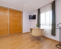 Revente - Appartement -
Torrevieja - Centro