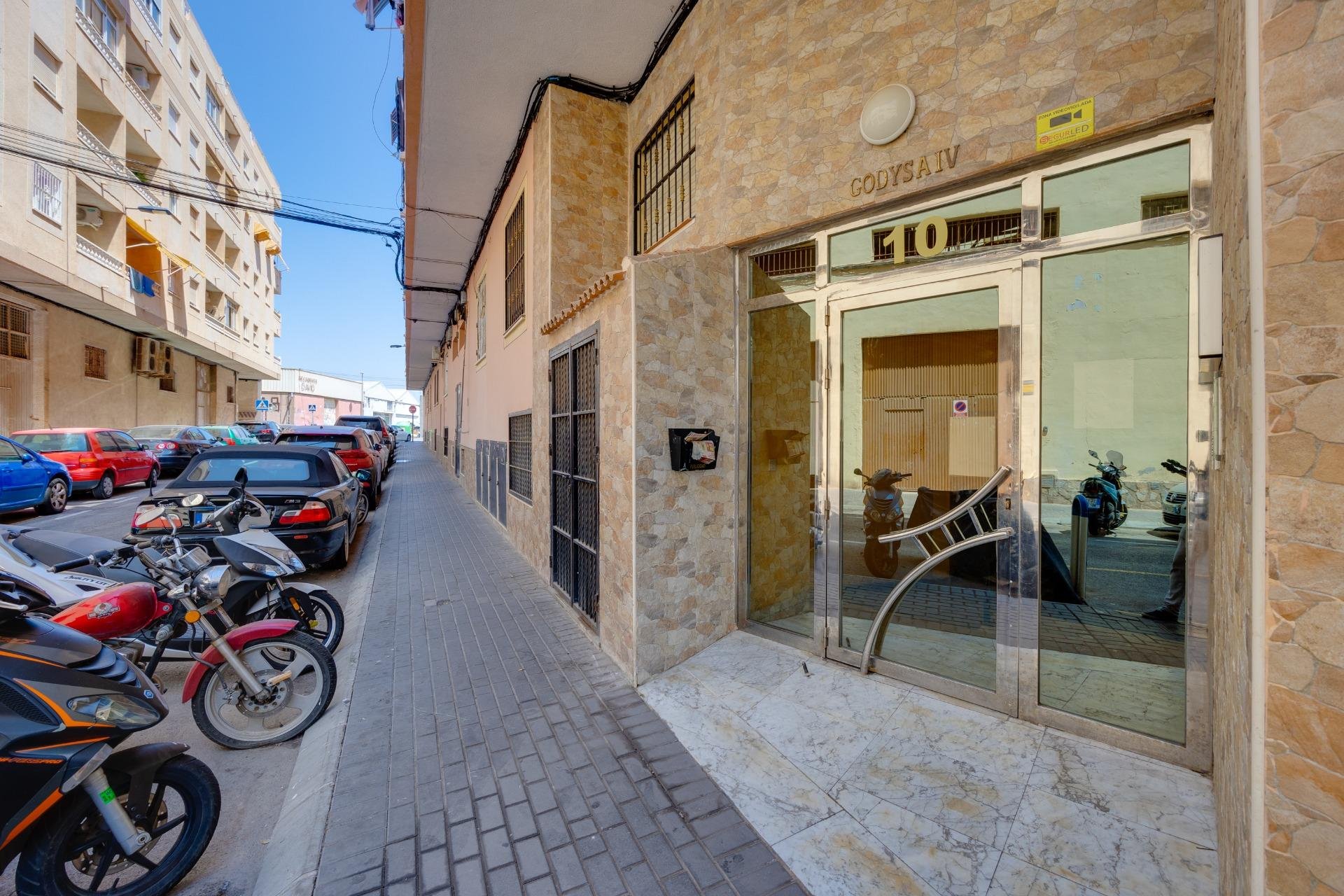 Revente - Appartement -
Torrevieja - Centro