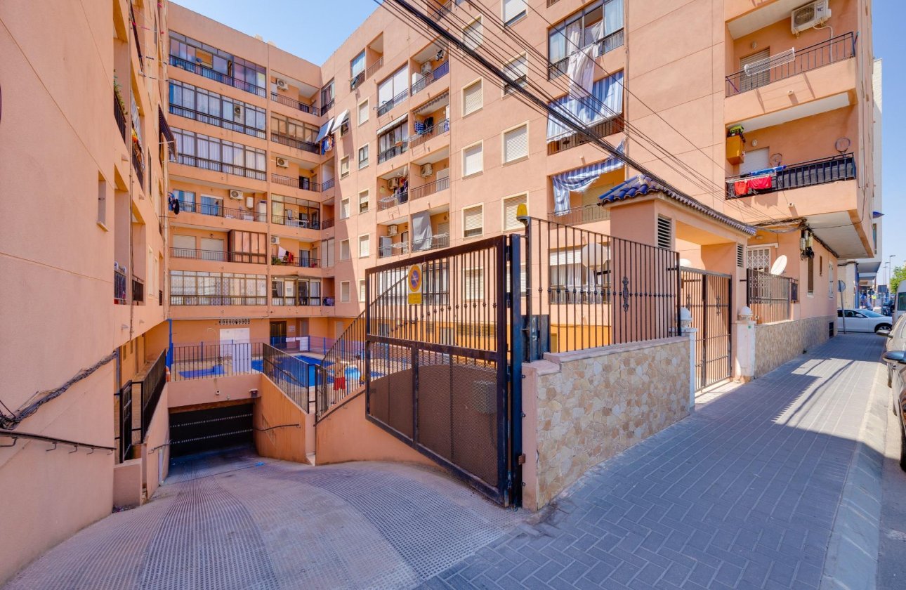 Revente - Appartement -
Torrevieja - Centro