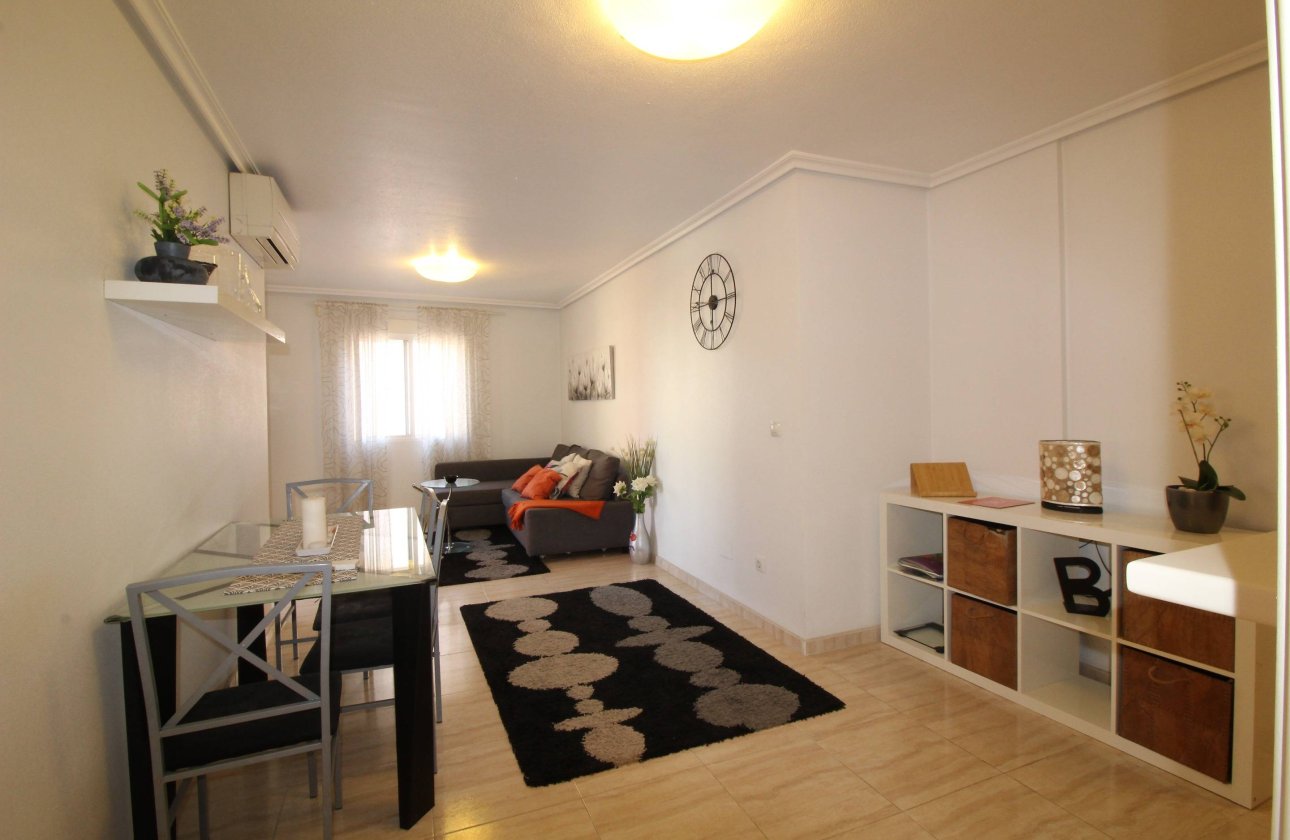 Revente - Appartement -
Torrevieja - Centro