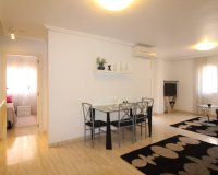 Revente - Appartement -
Torrevieja - Centro