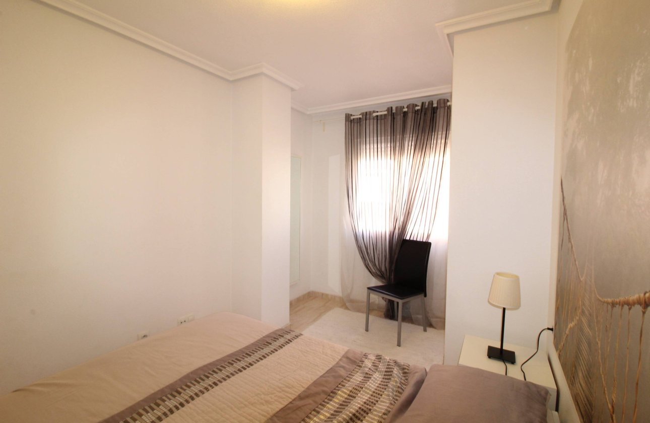 Revente - Appartement -
Torrevieja - Centro