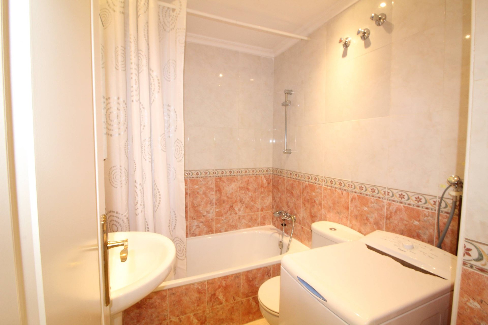 Revente - Appartement -
Torrevieja - Centro