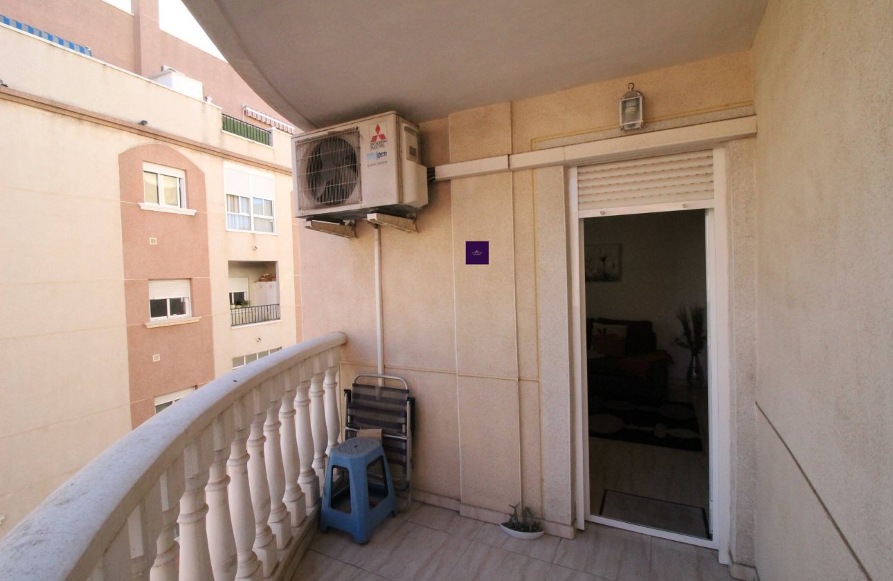 Revente - Appartement -
Torrevieja - Centro