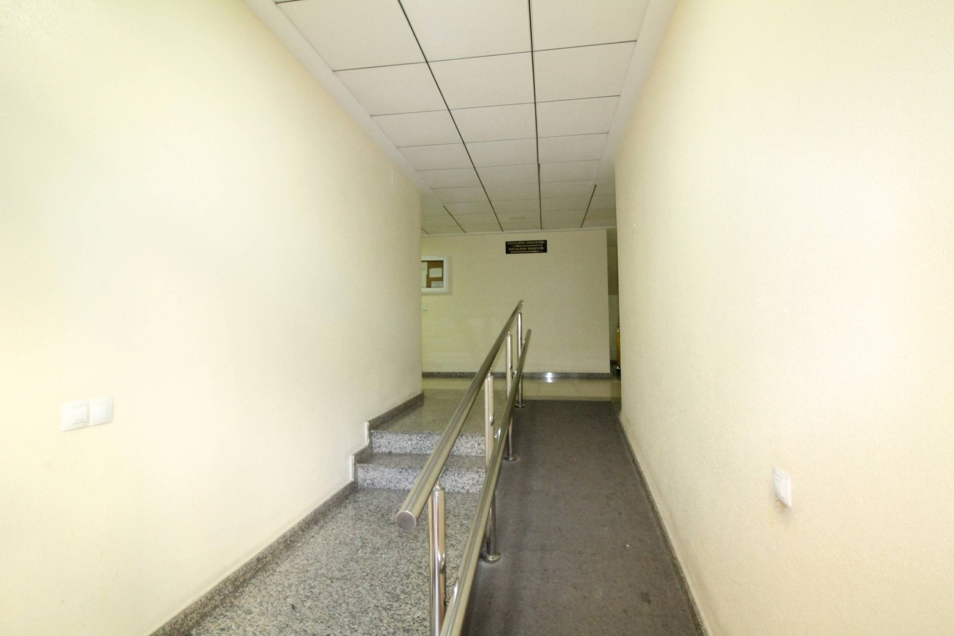 Revente - Appartement -
Torrevieja - Centro