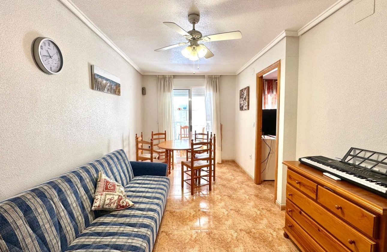 Revente - Appartement -
Torrevieja - Centro