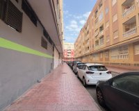 Revente - Appartement -
Torrevieja - Centro